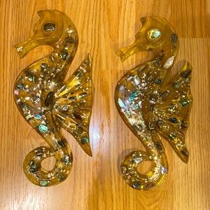 Vintage bathroom decor